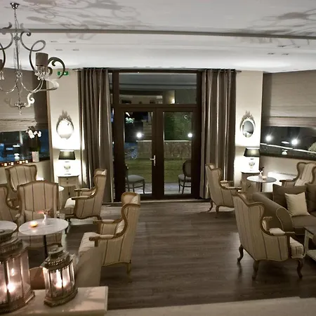 Melies Boutique Káto Loutrákion