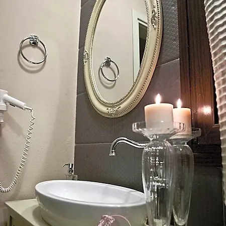 Melies Boutique Káto Loutrákion