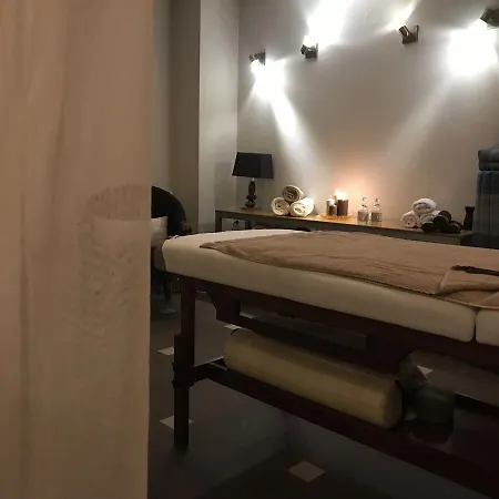 梅里爱精品酒店 酒店 Káto Loutrákion