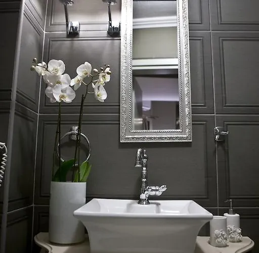 Hotel Melies Boutique 4*